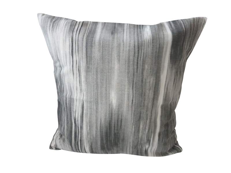 Kissenhülle IKAT Mallorquin grau gestreift 45x45