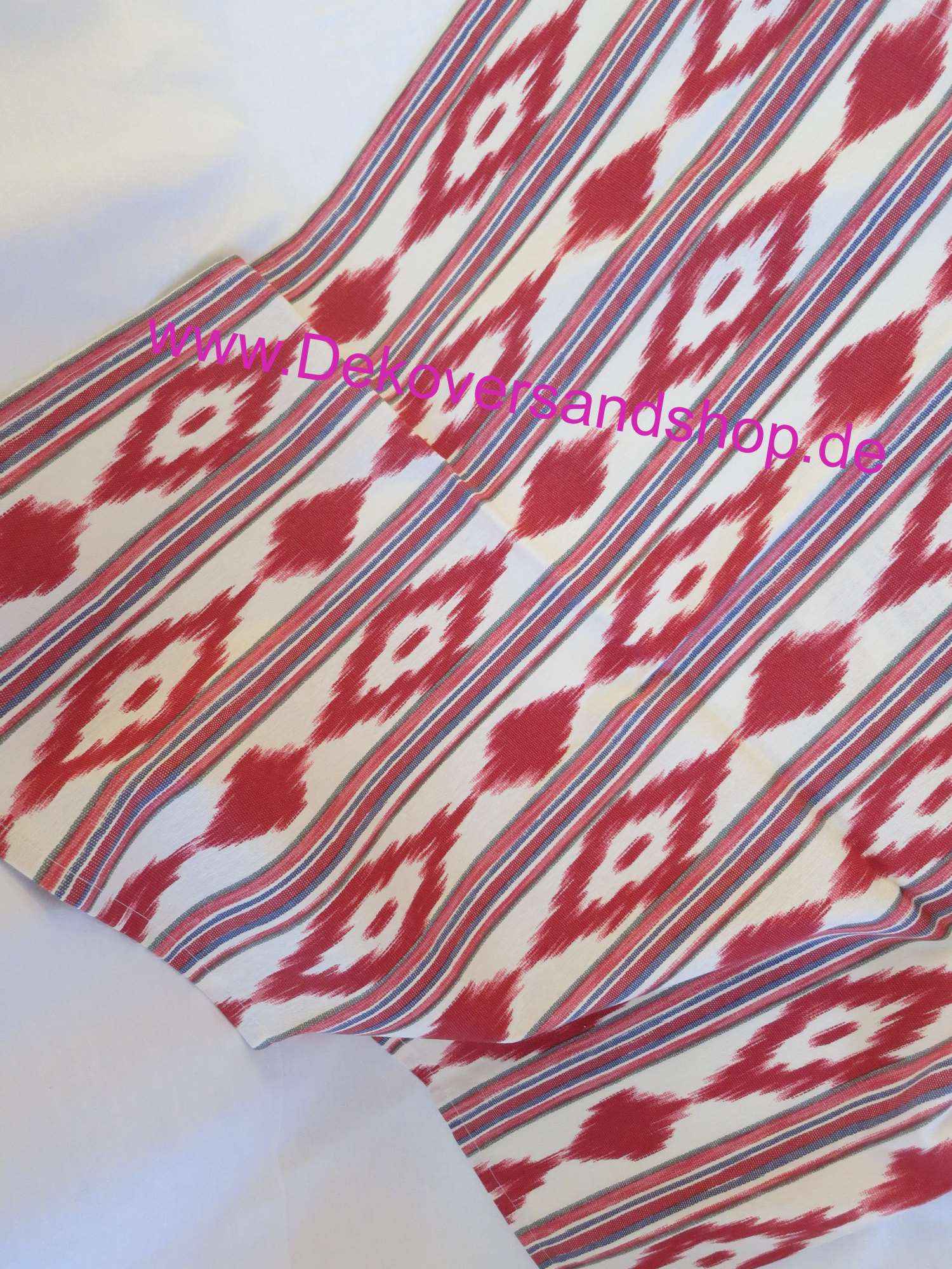 Tischdecke 80x80cm IKAT/Zungen-Muster color(rot-blau-grau)